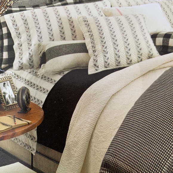 Ralph Lauren Winter Cottage Leaf King Bedski… - Picture 4 of 5